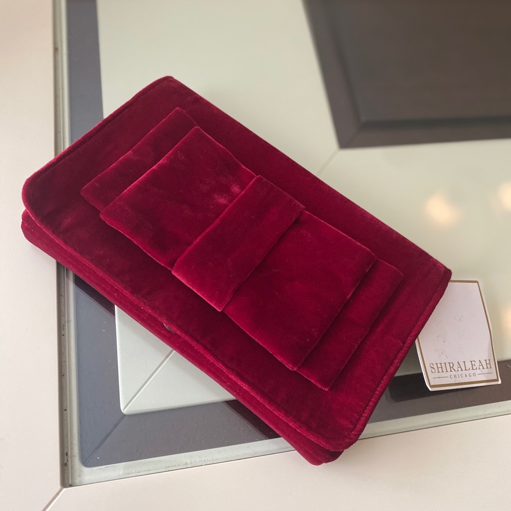 Shiraleah Chicago Bruna Velour Clutch Scarlet /anthropology